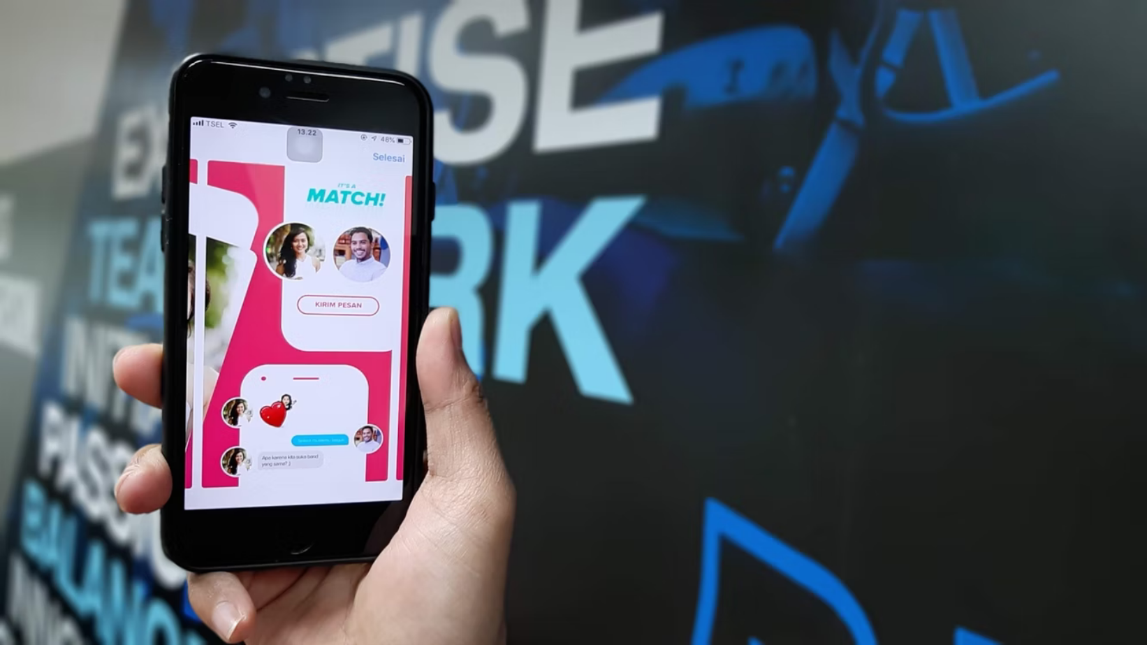 How does tinder matching work